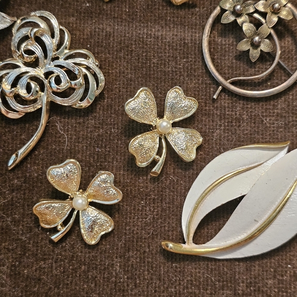 Vtg Gold Silver Tone Figural Brooch Lot Some Signed - Picture 4 of 15